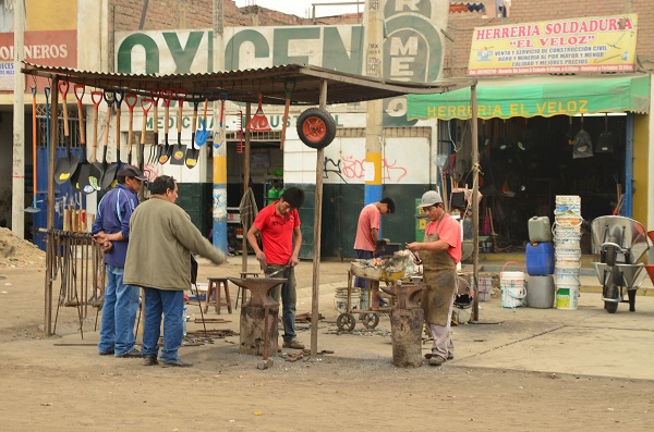 files/blog/Presentation/Projet/Ou_sommes_nous/Blog/Villa el Salvador3.jpg